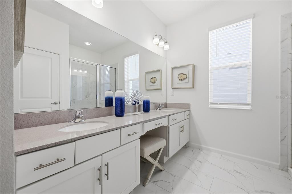 4569 Cabello Loop Kissimmee, FL 34746 - Photo 11 of 39