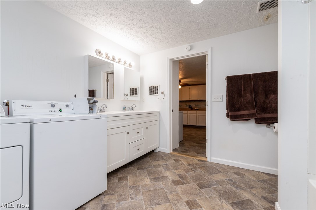 1740 Randall Road Cleveland, OH 44113 - Photo 33 of 35 Gallery Image 33