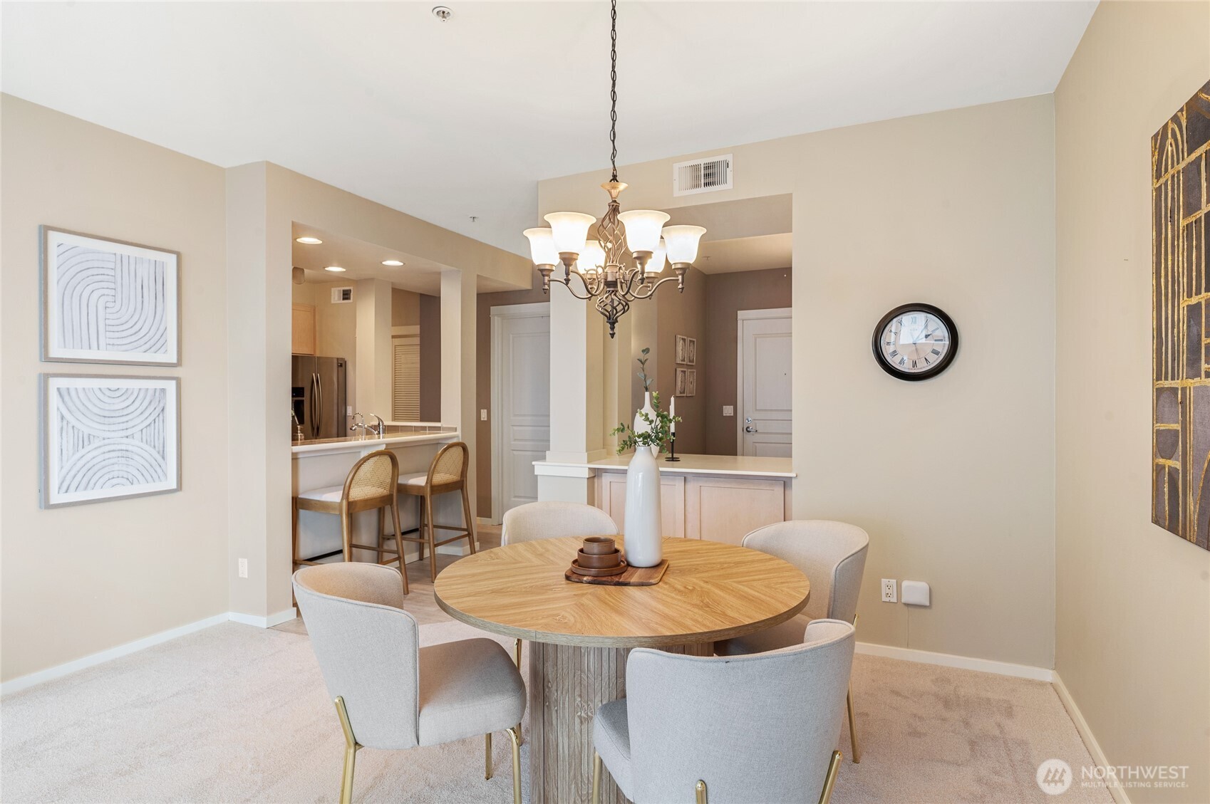 1900 Alaskan Way, Unit 404 Seattle, WA 98101 - Photo 15 of 40 Gallery Image 15