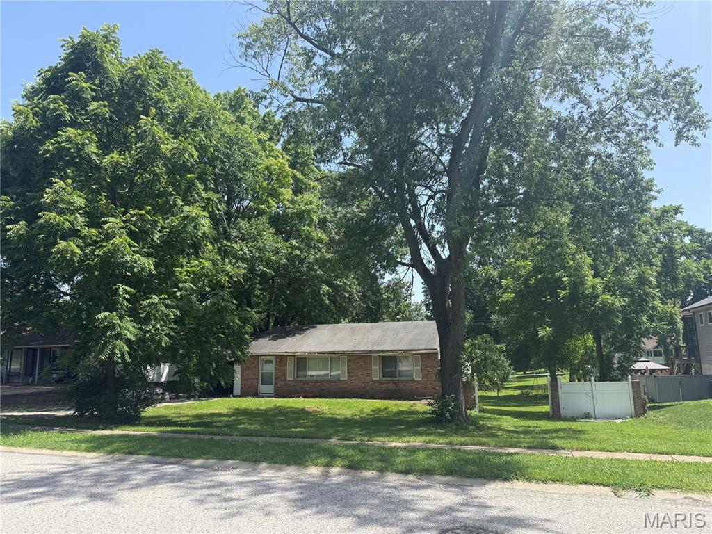 802 Connie Lane Manchester, MO 63021 - Photo 1 of 17