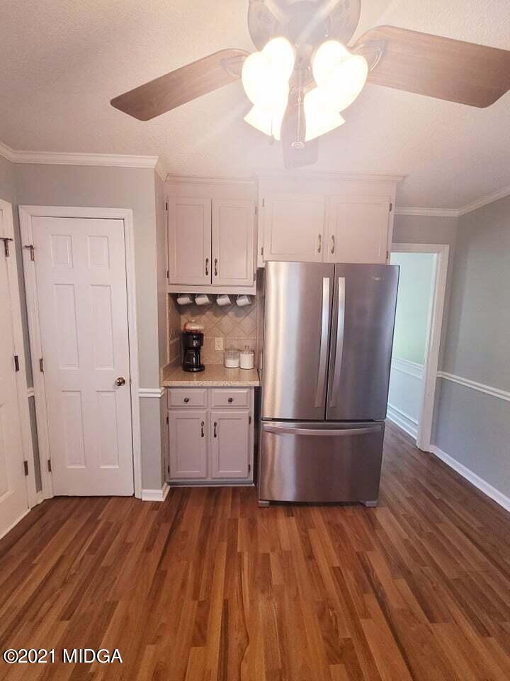 5327 Rivoli Drive Macon, GA 31210 - Photo 11 of 33 11