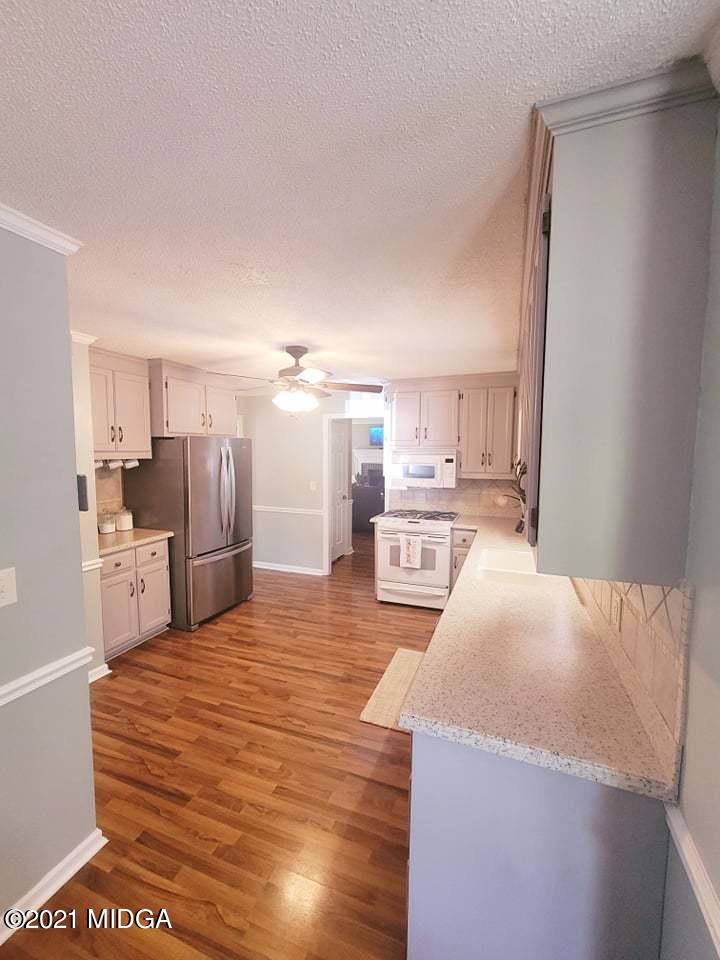 5327 Rivoli Drive Macon, GA 31210 - Photo 10 of 33 10