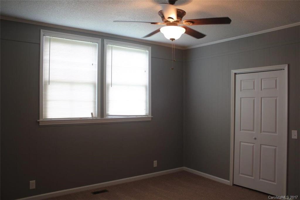 414 Bethany Road Gastonia, NC 28052 - Photo 5 of 23 Gallery Image 5