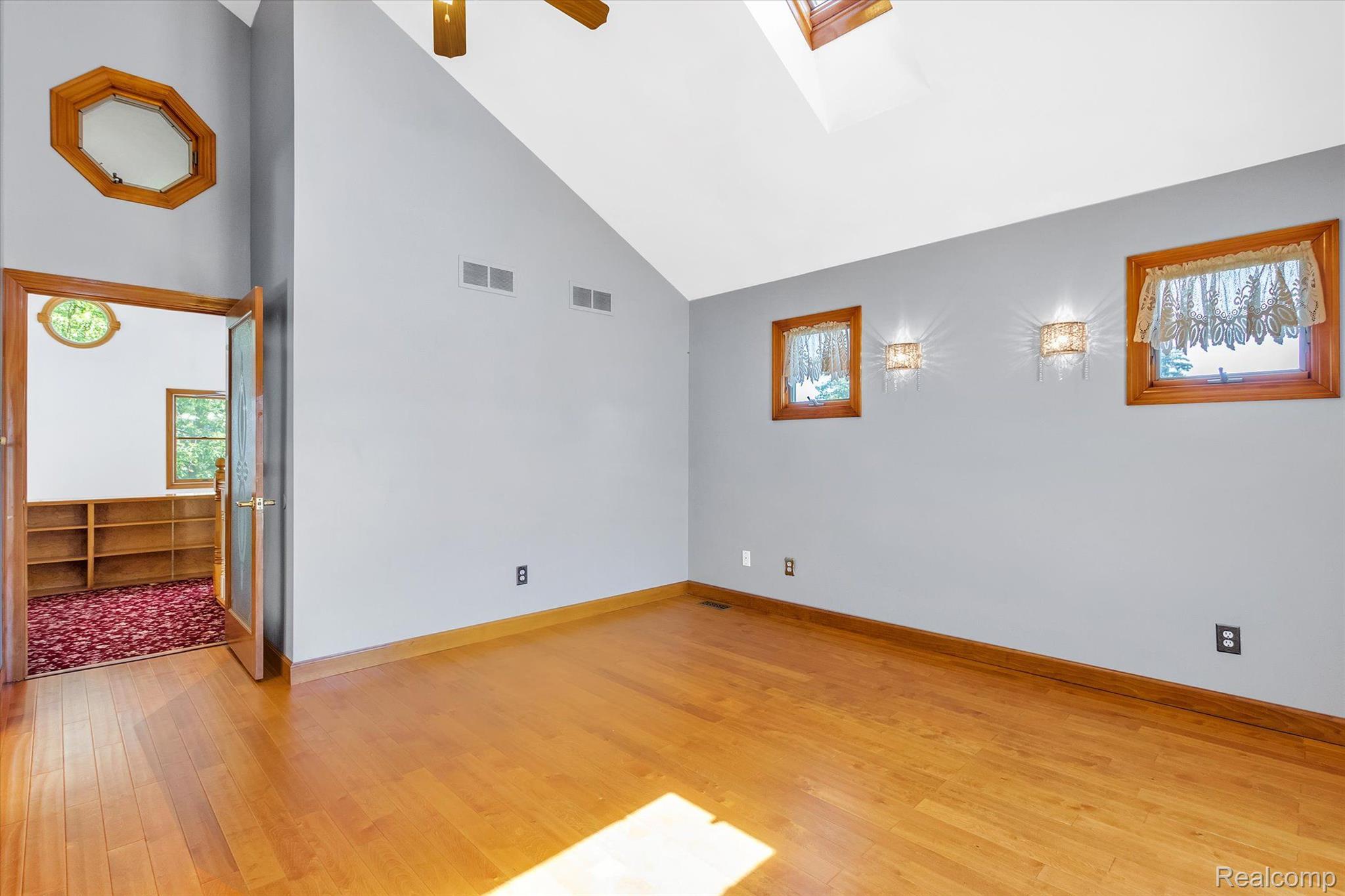 25064 Reeck Road Trenton, MI 48183 - Photo 20 of 54 Gallery Image 20