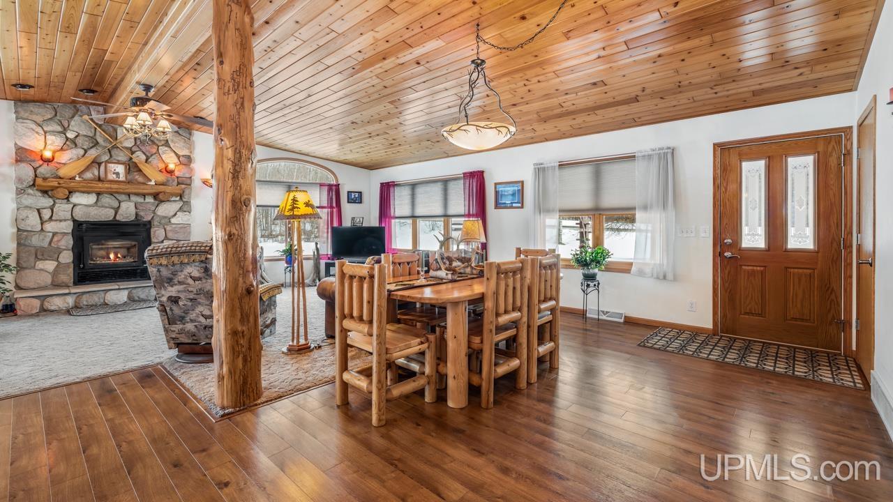 868 Pelletier Road Foster City, MI 49834 - Photo 2 of 33