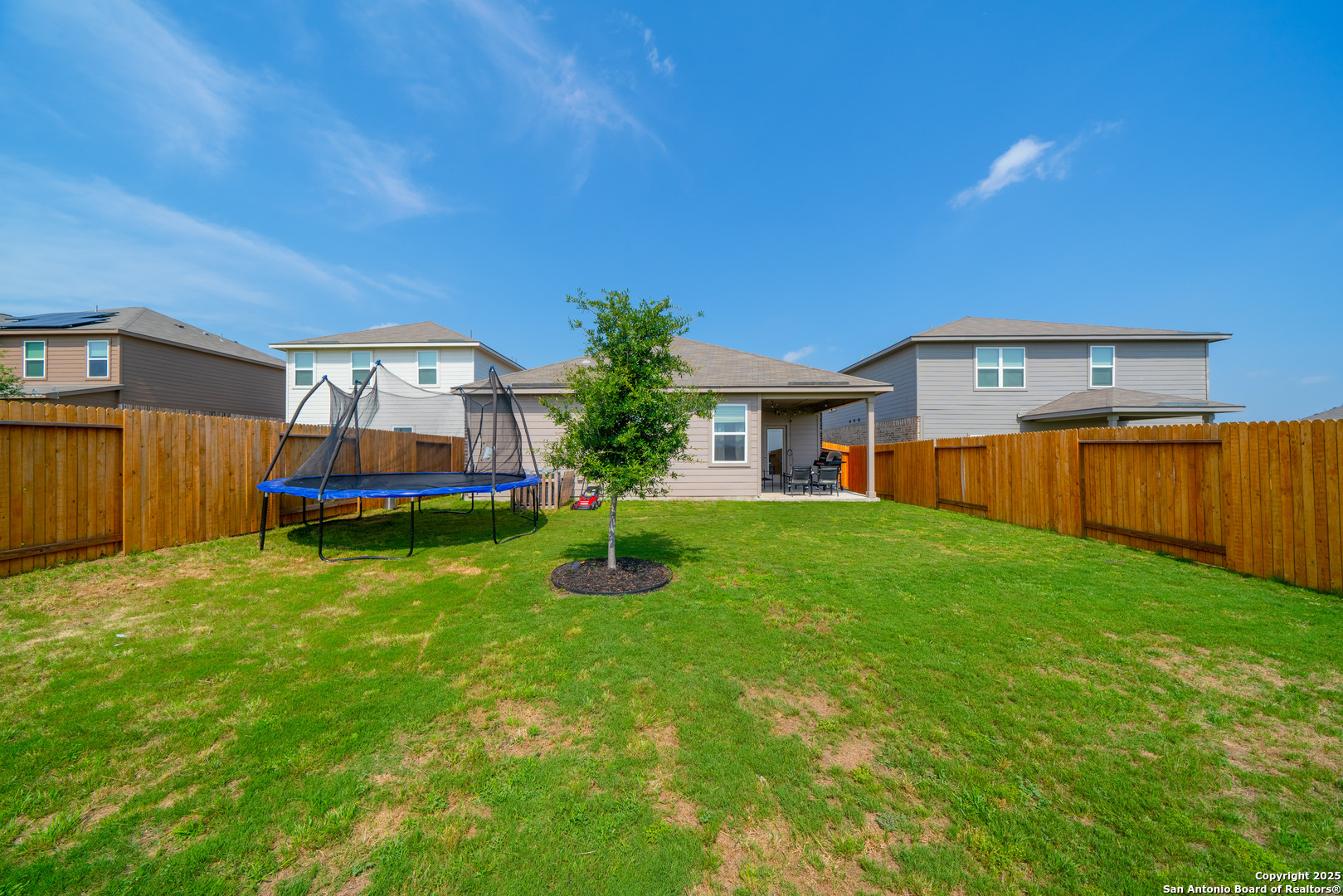 6430 Thorpe Converse, TX 78109 - Photo 22 of 25 a front view of a house with garden