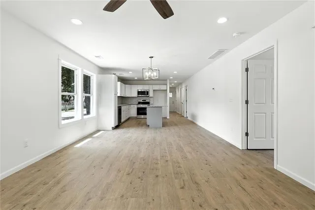 $250,000 | 105 North Campbell Street, Pleasant Hill, MO 64080