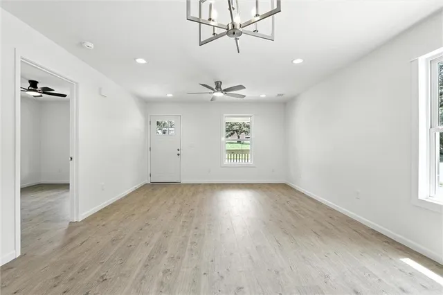 $250,000 | 105 North Campbell Street, Pleasant Hill, MO 64080