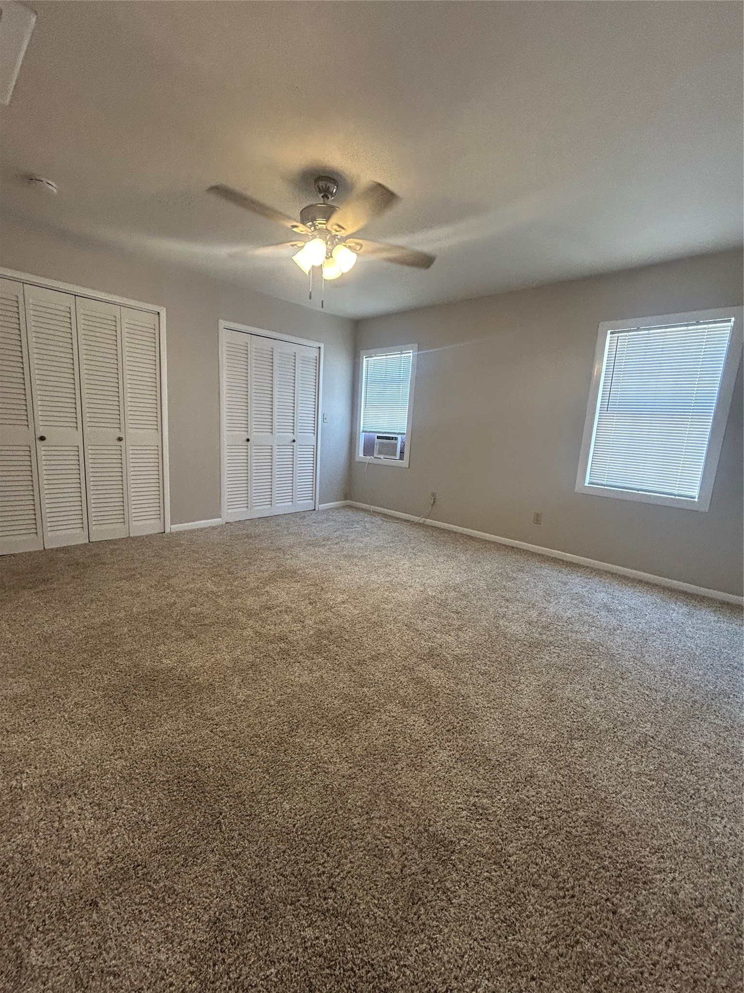 1312 North Avenue R Freeport, TX 77541 - Photo 15 of 16 Primary bedroom