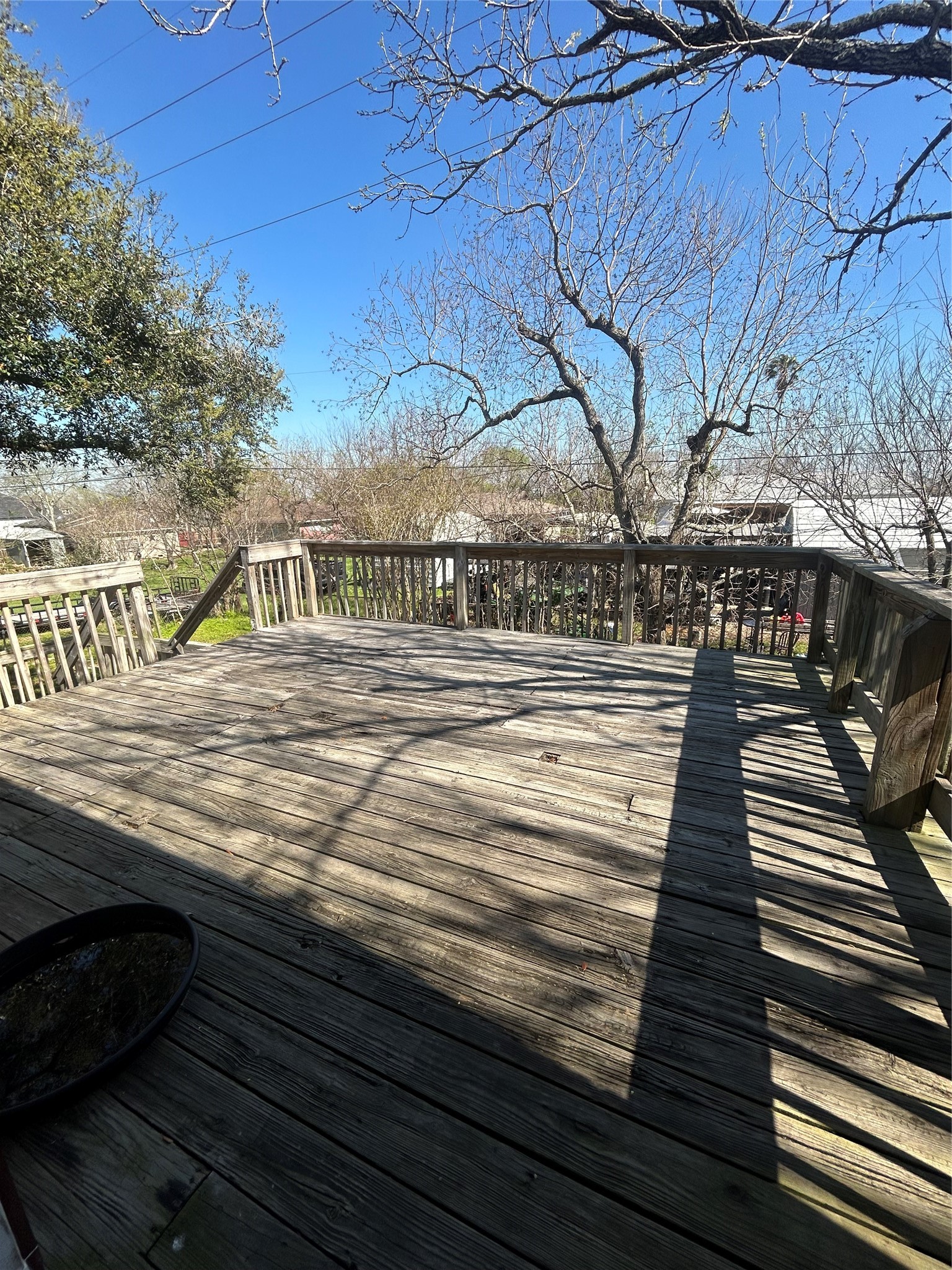 1312 North Avenue R Freeport, TX 77541 - Photo 7 of 16 Upstairs patio