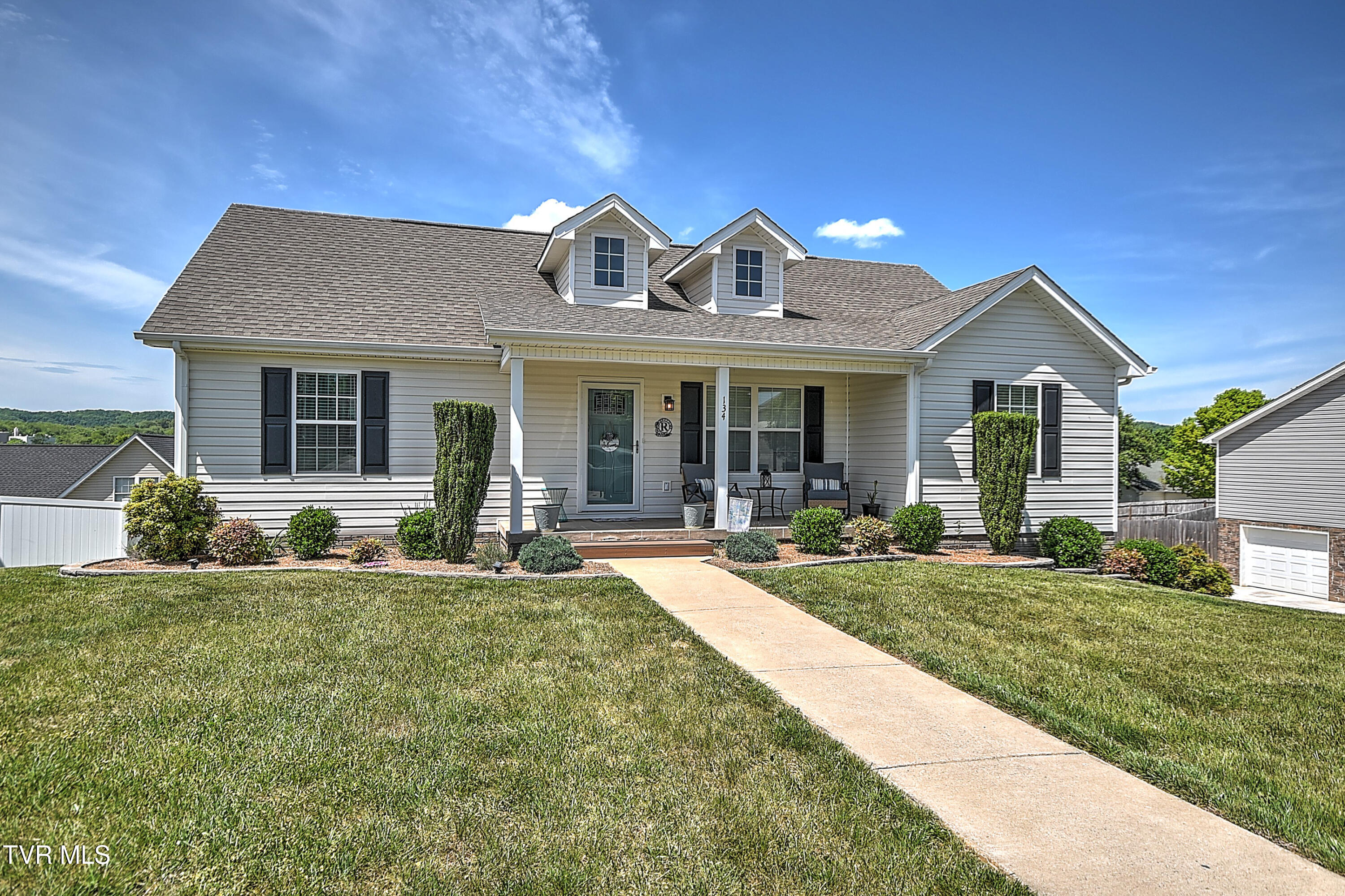 134 May Apple Road Bluff City, TN 37618 - Photo 2 of 39 134 May Apple JR-3
