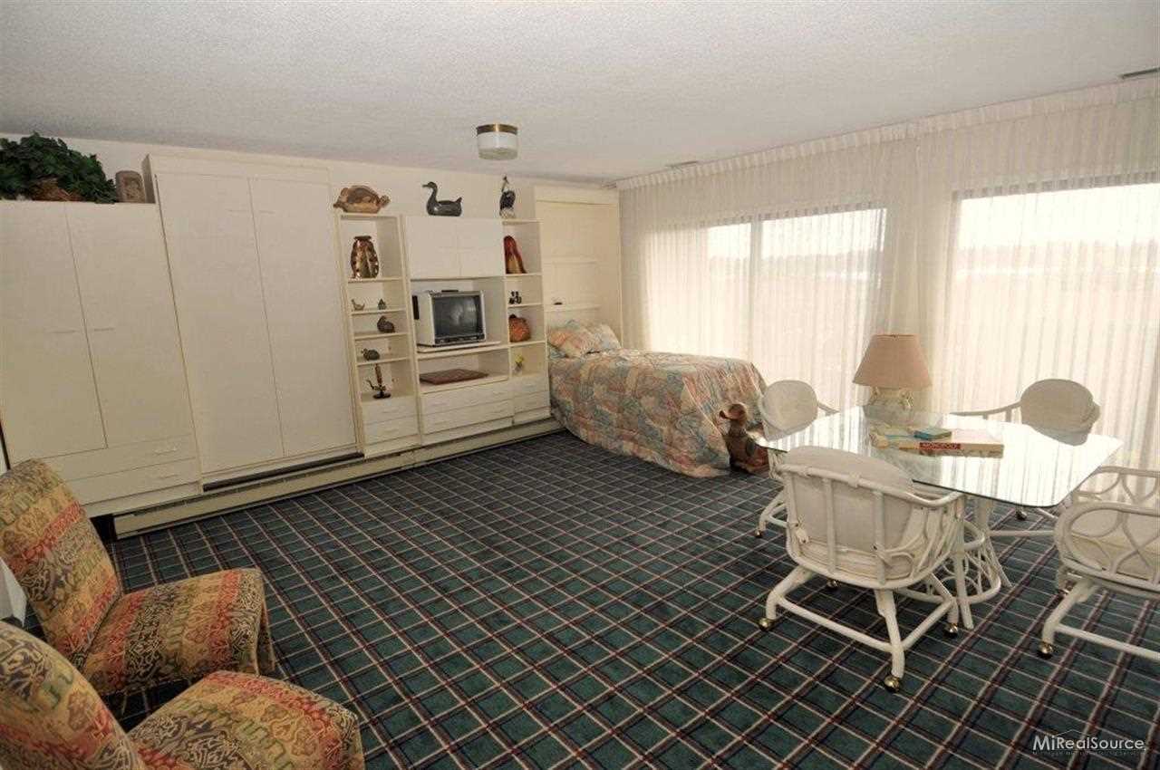 1715 River Road, Unit 48 St. Clair, MI 48079 - Photo 5 of 30 31158130-4.JPG