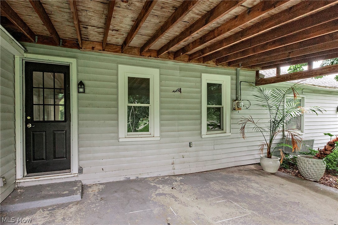 396 Park Road Painesville, OH 44077 - Photo 7 of 47