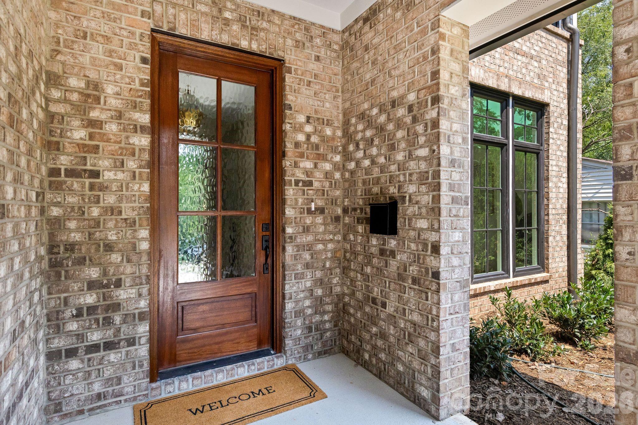 815 Manhasset Road Charlotte, NC 28209 - Photo 2 of 48 Gallery Image 2