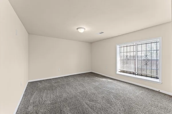 $299,900 | 1106 5th Street, Hempstead, TX 77445