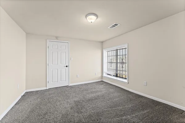 $299,900 | 1106 5th Street, Hempstead, TX 77445