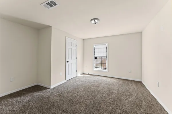 $299,900 | 1106 5th Street, Hempstead, TX 77445