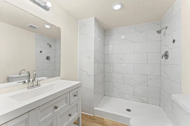 $324,900 | 1106 5th Street, Hempstead, TX 77445