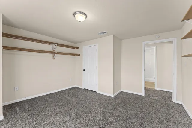 $324,900 | 1106 5th Street, Hempstead, TX 77445