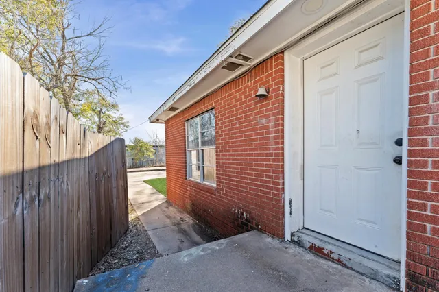 $324,900 | 1106 5th Street, Hempstead, TX 77445