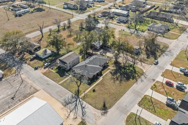 $299,900 | 1106 5th Street, Hempstead, TX 77445