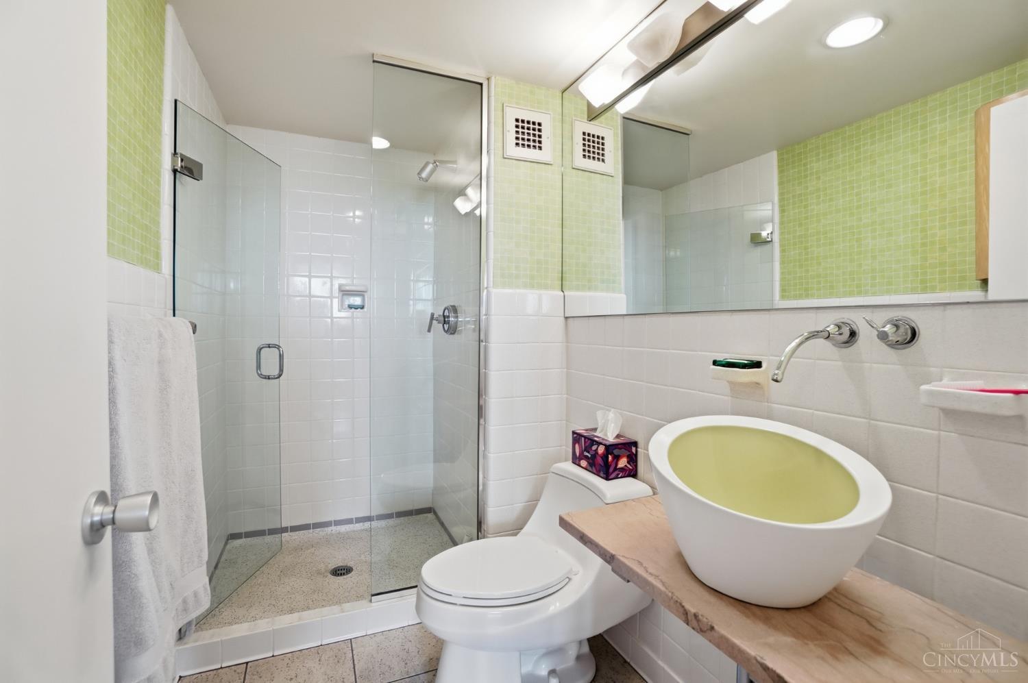 2324 Madison Road, Unit 1502 Cincinnati, OH 45208 - Photo 33 of 41