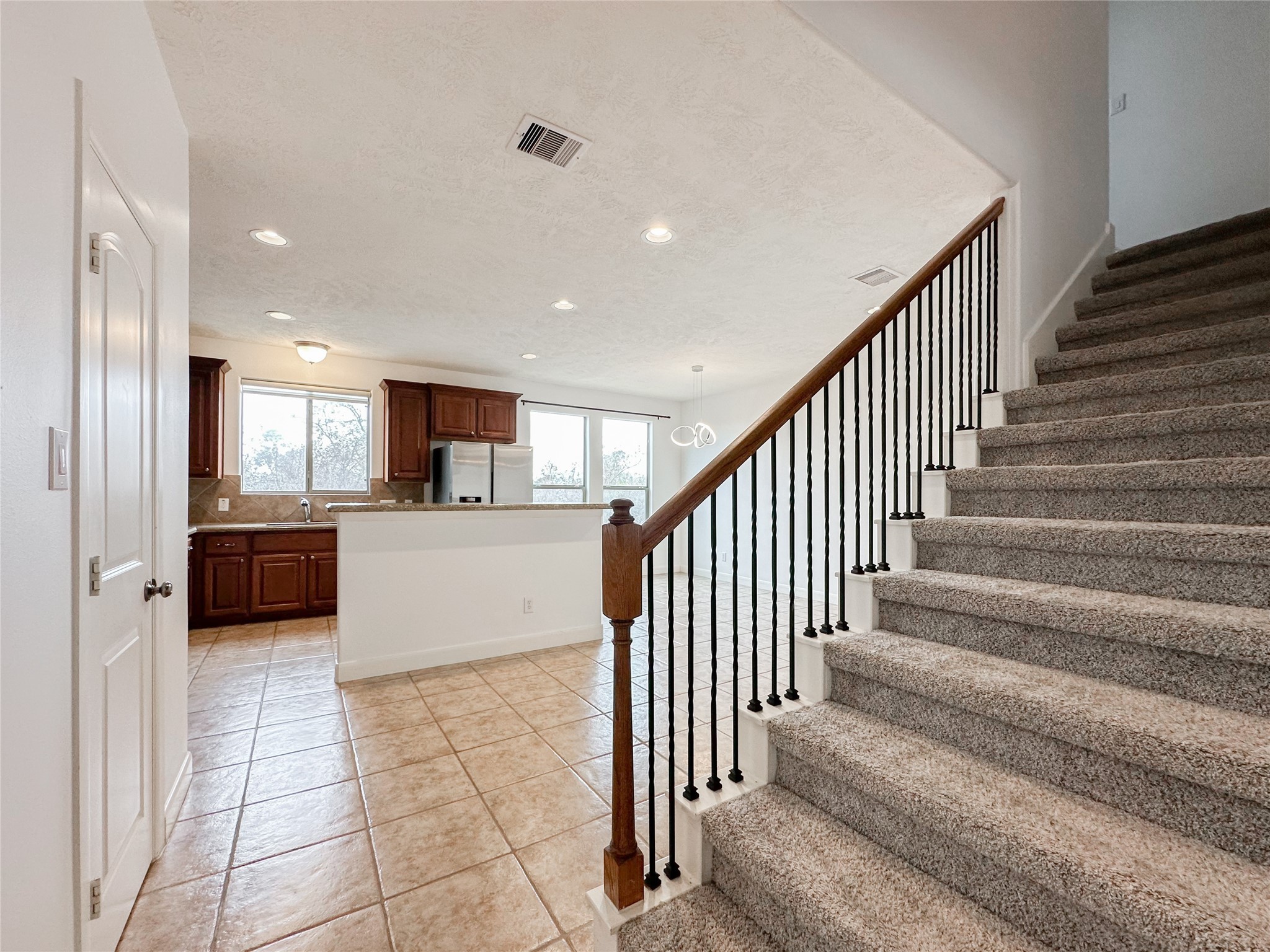 1727 Stacy Crest Houston, TX 77008 - Photo 22 of 37