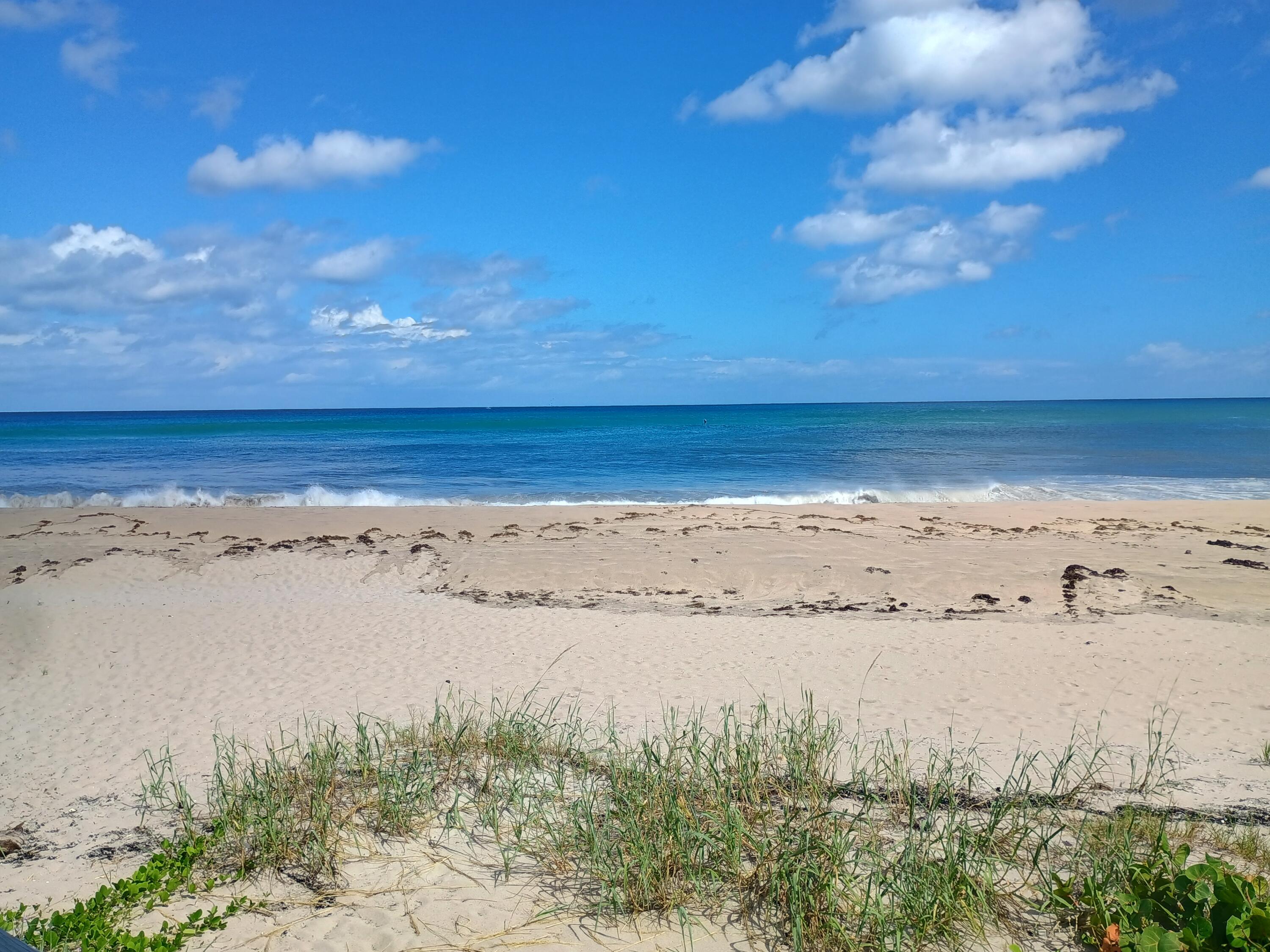 5505 North Ocean Boulevard, Unit 8110 Ocean Ridge, FL 33435 - Photo 4 of 18 Fairfax 110-4