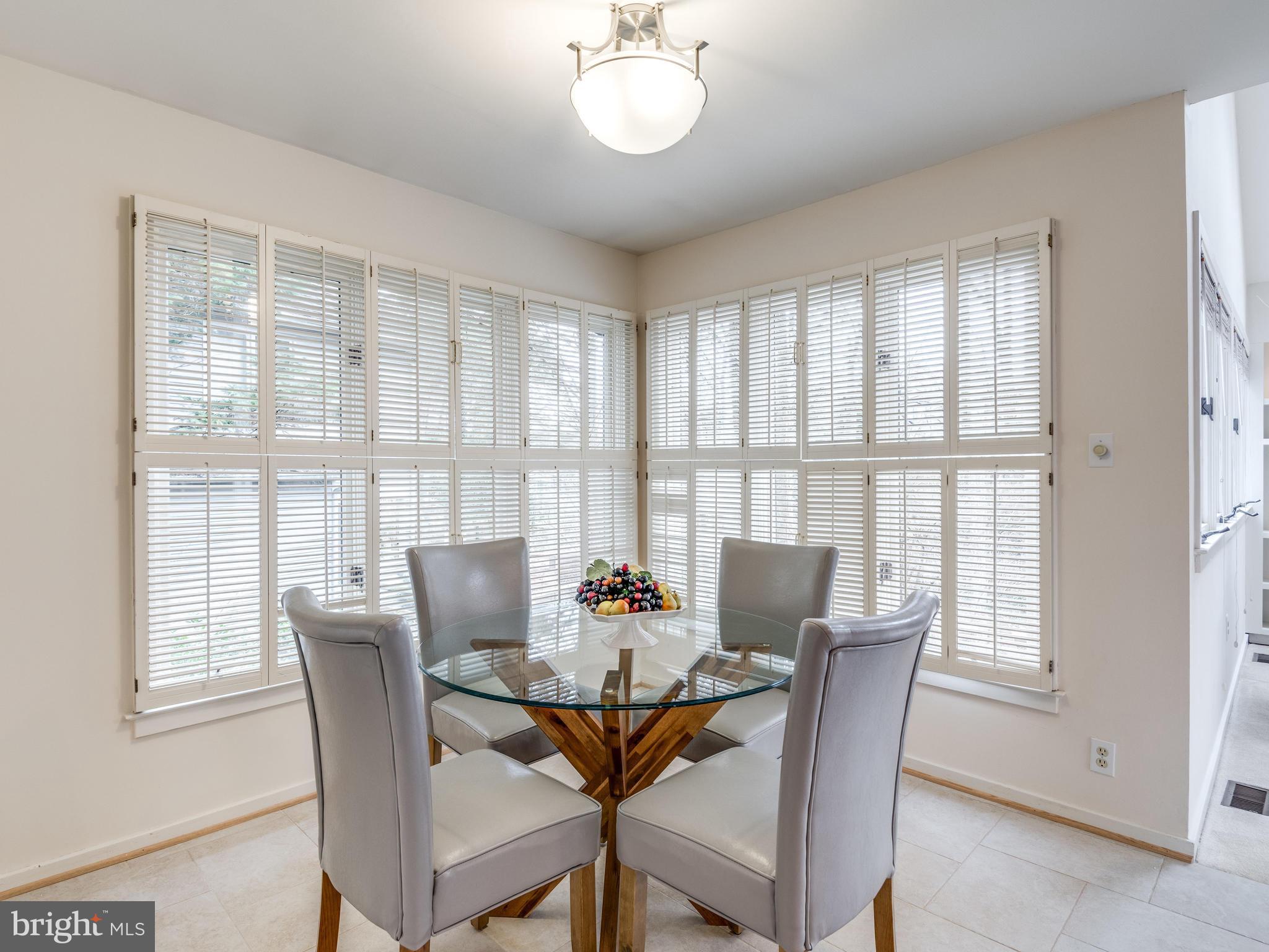 12005 North Walnut Branch Road Reston, VA 20194 - Photo 11 of 28 Kitchen