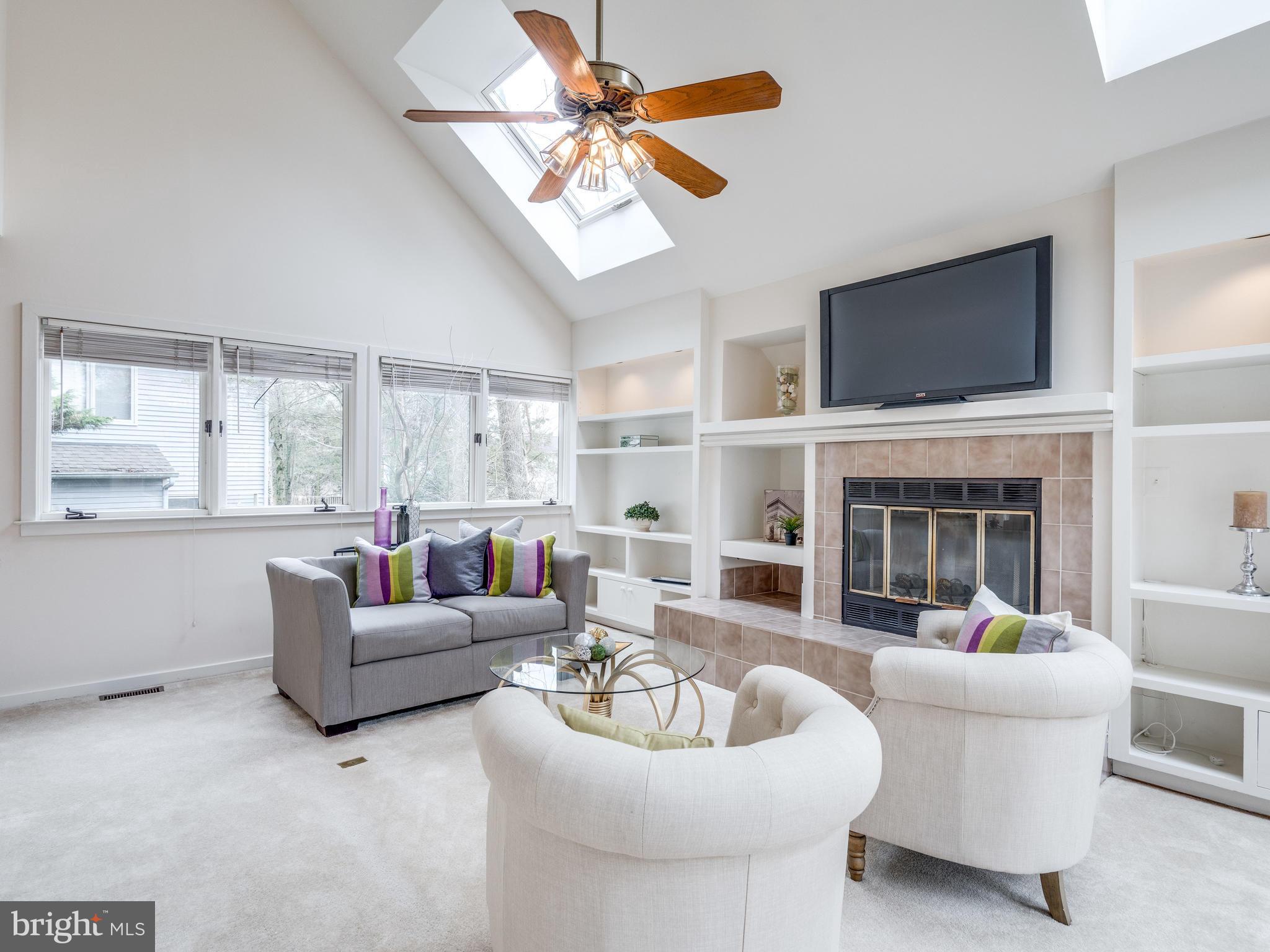 12005 North Walnut Branch Road Reston, VA 20194 - Photo 12 of 28 Family Room