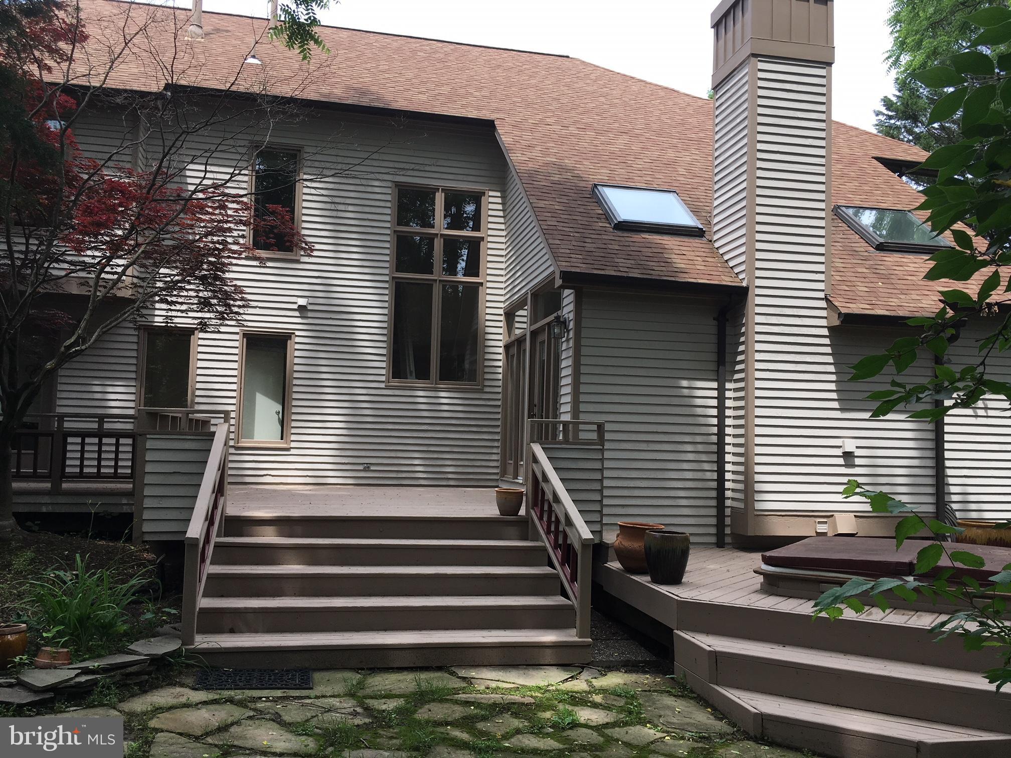 12005 North Walnut Branch Road Reston, VA 20194 - Photo 26 of 28 Exterior (Rear)