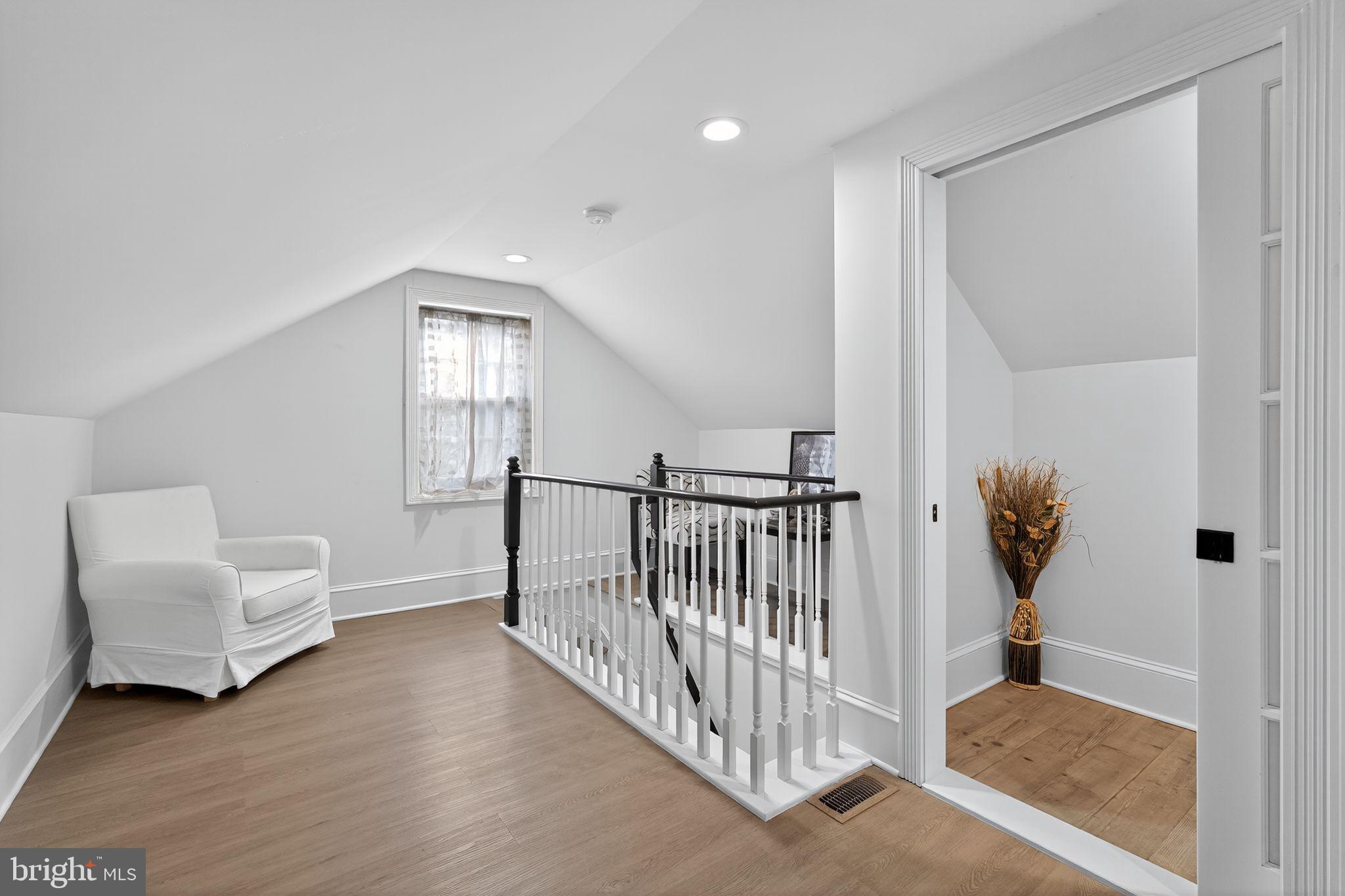 129 Old Soldiers Road Cheltenham, PA 19012 - Photo 17 of 28