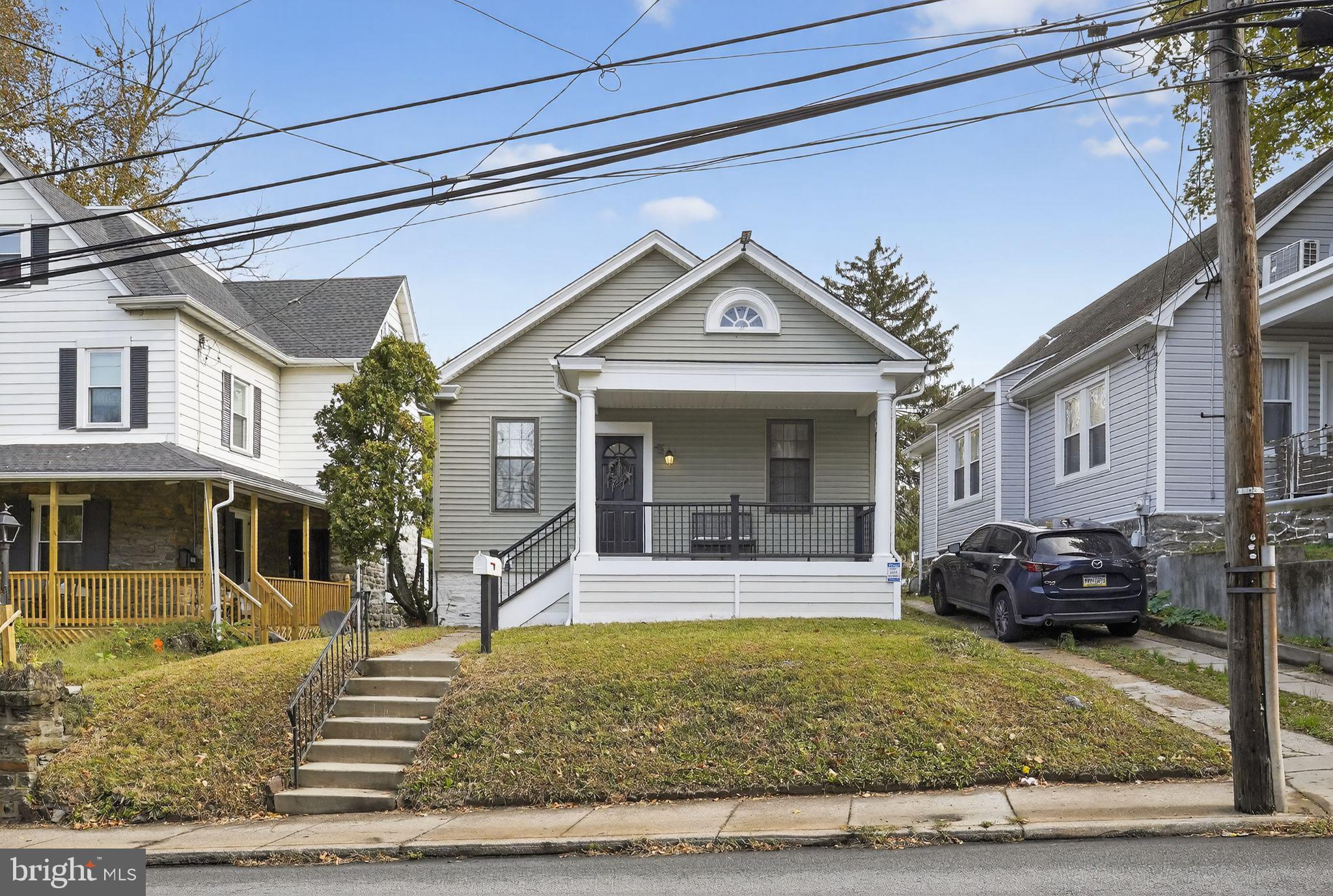 129 Old Soldiers Road Cheltenham, PA 19012 - Photo 2 of 28