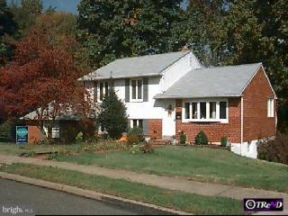 718 Cambridge Road Brookhaven, PA 19015 - Photo 1 of 1 Gallery Image 1