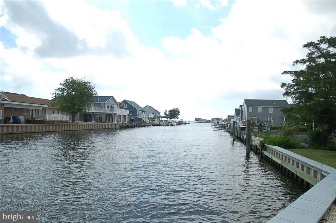 28 Mermaid Road Toms River, NJ 08753 - Photo 1 of 16