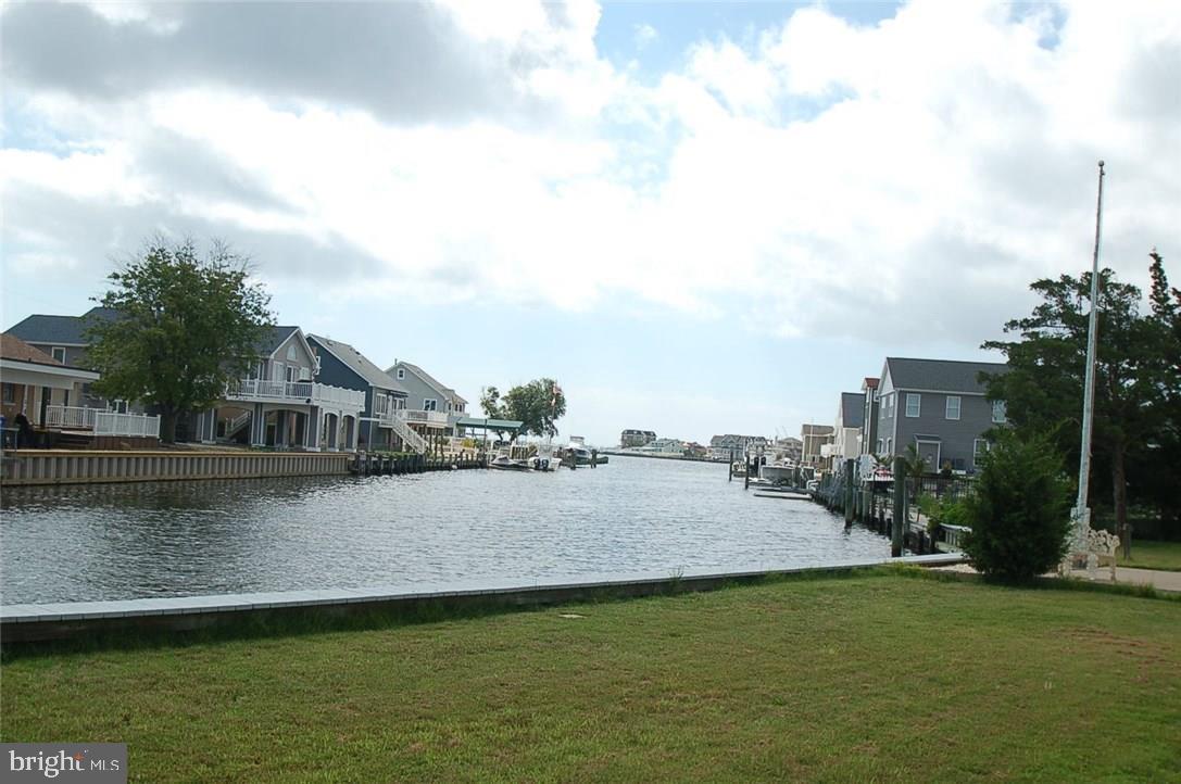 28 Mermaid Road Toms River, NJ 08753 - Photo 5 of 16