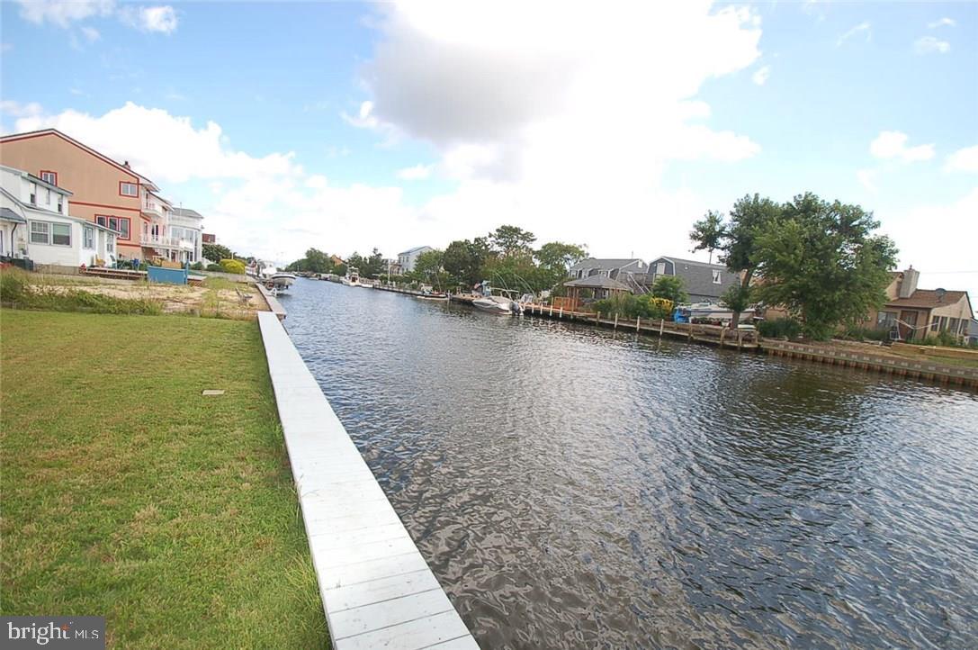 28 Mermaid Road Toms River, NJ 08753 - Photo 9 of 16