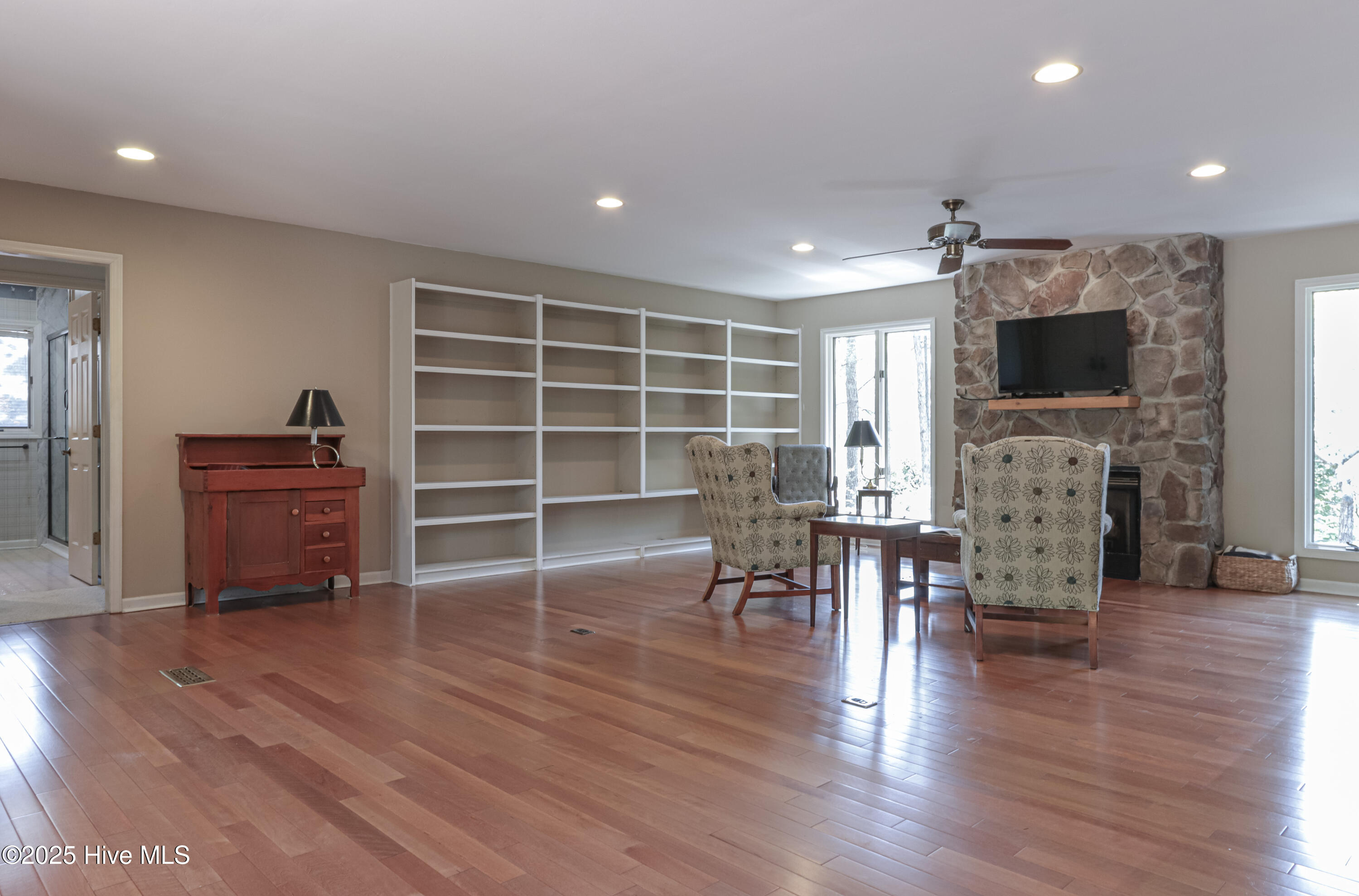 180 Pine Vista Drive Pinehurst, NC 28374 - Photo 3 of 33 IMG_8109