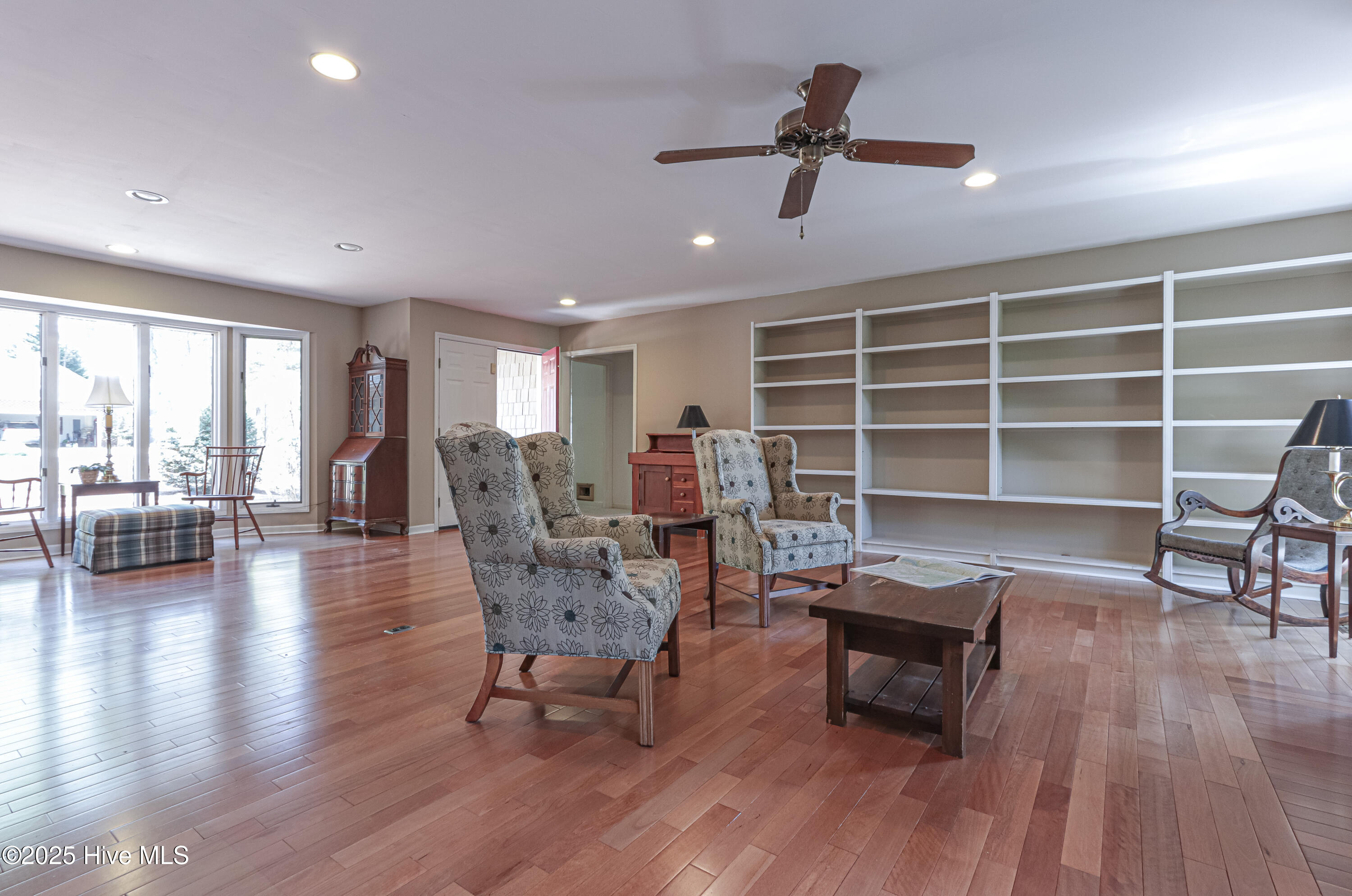 180 Pine Vista Drive Pinehurst, NC 28374 - Photo 4 of 33 IMG_8141