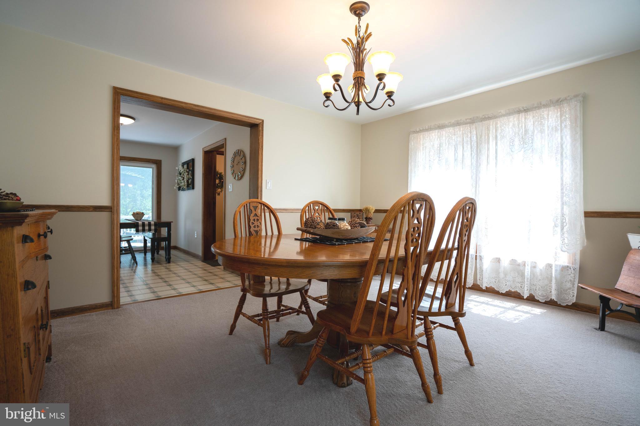 1707 West Rock Road Perkasie, PA 18944 - Photo 17 of 71 Dining Room