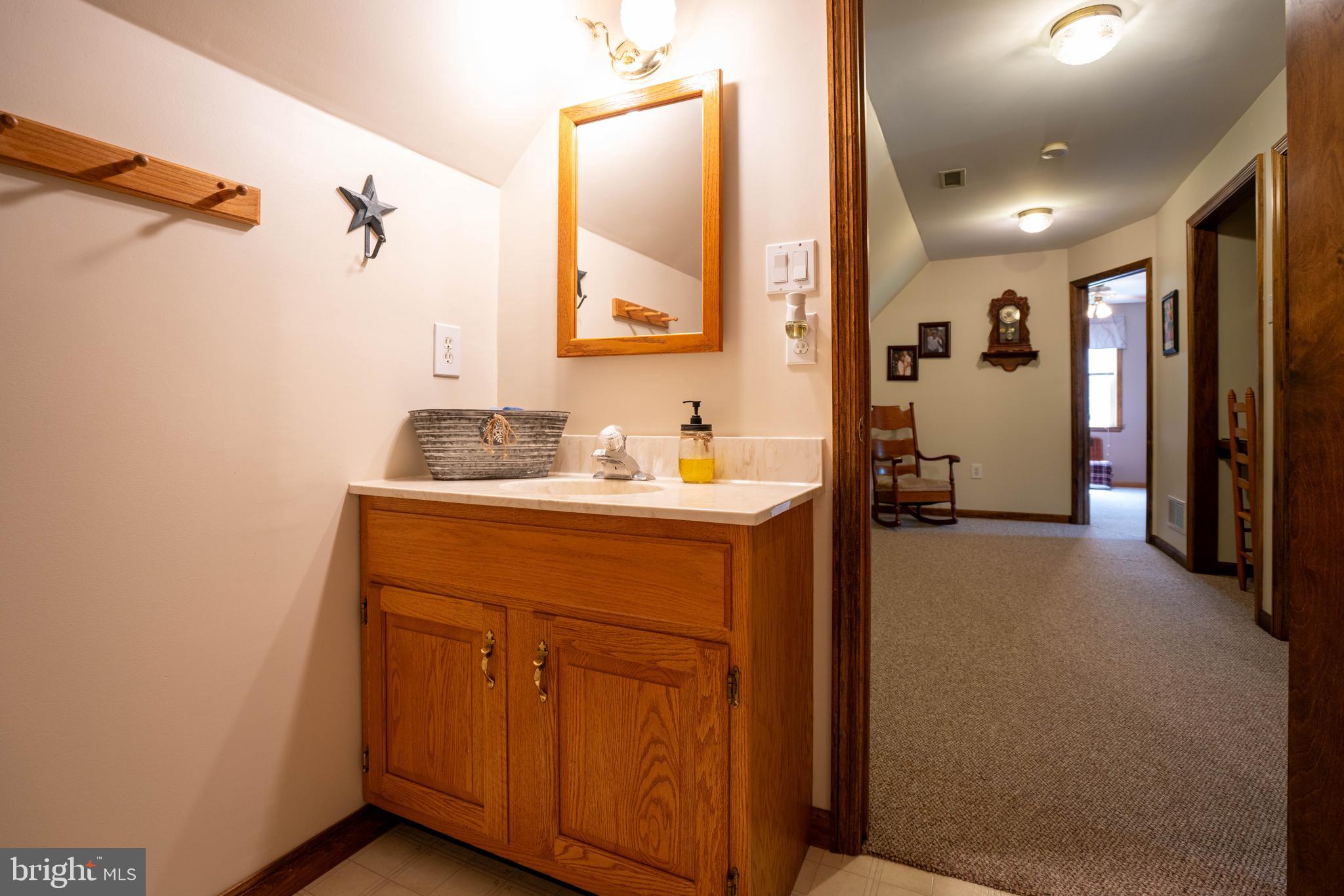 1707 West Rock Road Perkasie, PA 18944 - Photo 33 of 71 2nd Floor Bathroom