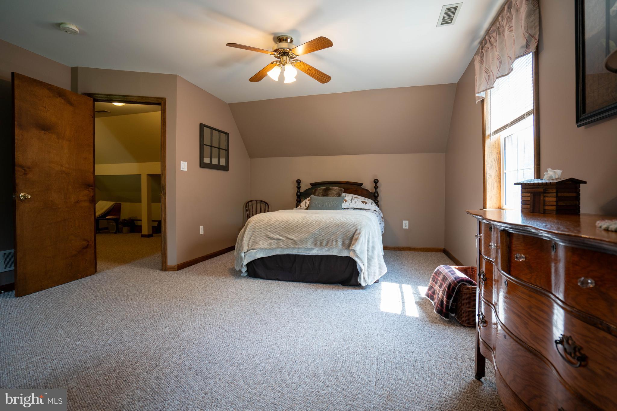 1707 West Rock Road Perkasie, PA 18944 - Photo 37 of 71 3rd Bedroom
