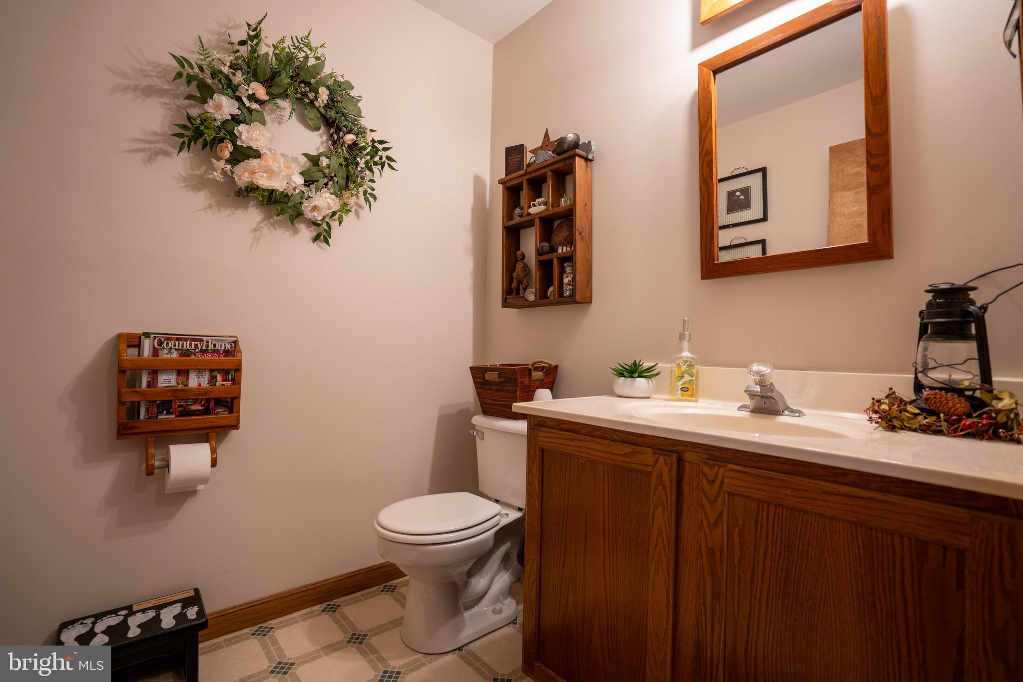 1707 West Rock Road Perkasie, PA 18944 - Photo 7 of 71 1st Floor Half Bathroom