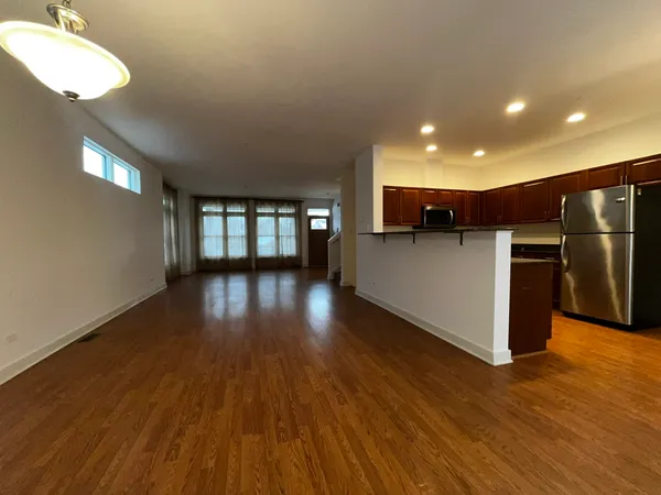 $289,800 | 1516 Broadway Street, Blue Island, IL 60406