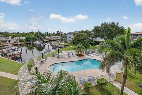 $249,000 | 900 Southwest 12th Street, Unit 305, Fort Lauderdale, FL 33315
