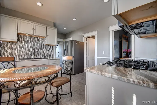 $220,000 | 34 Earl Place, Buffalo, NY 14204