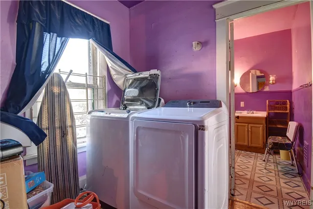 $220,000 | 34 Earl Place, Buffalo, NY 14204