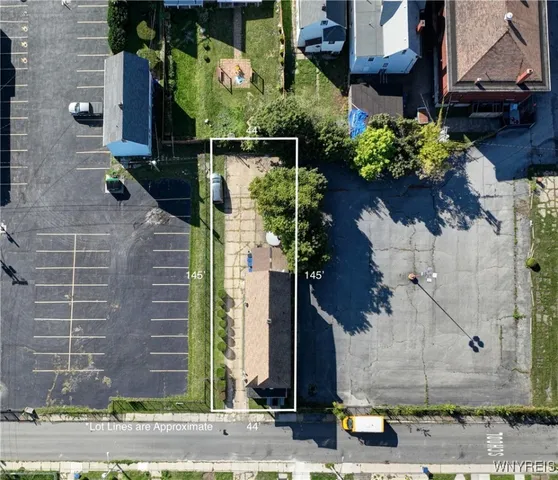 $220,000 | 34 Earl Place, Buffalo, NY 14204