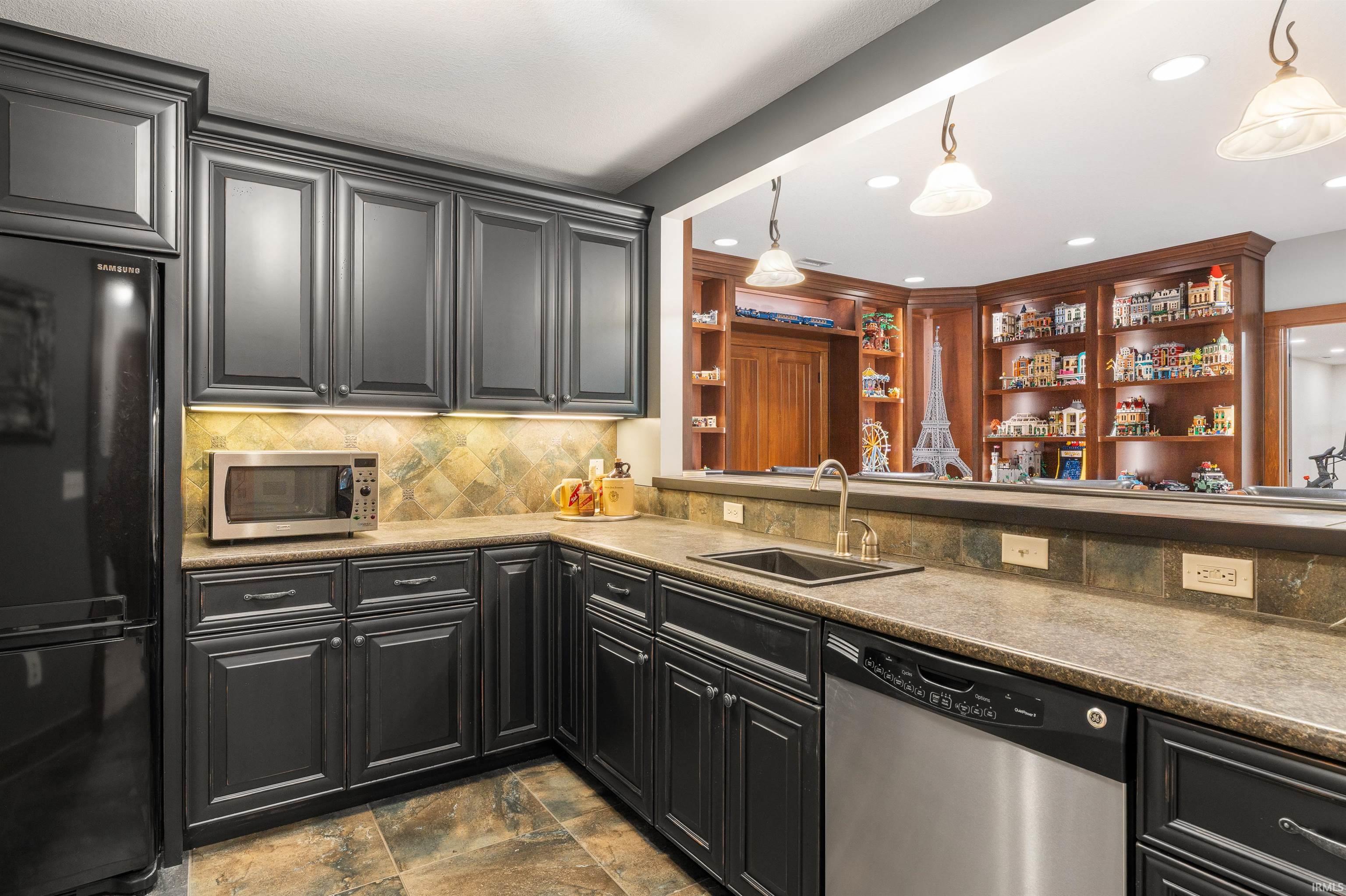 12502 Kress Road Roanoke, IN 46783 - Photo 12 of 36