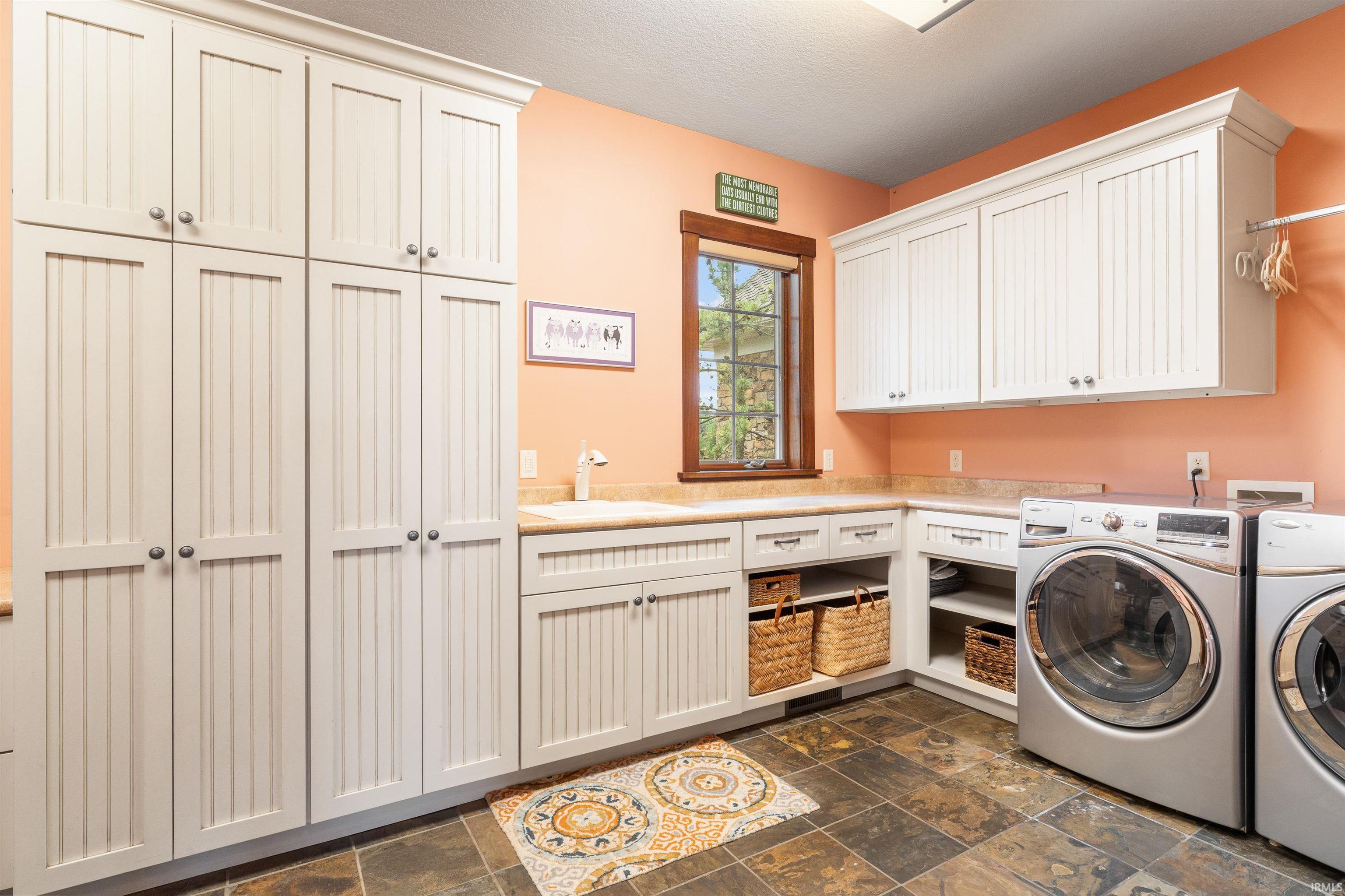 12502 Kress Road Roanoke, IN 46783 - Photo 6 of 36